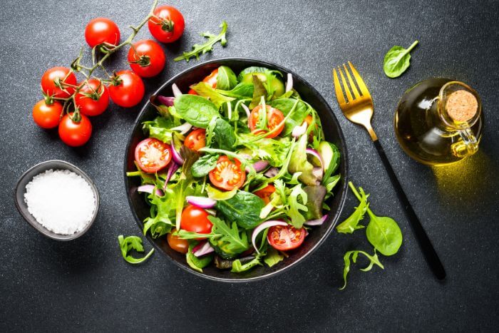 Salada de folhas verdes