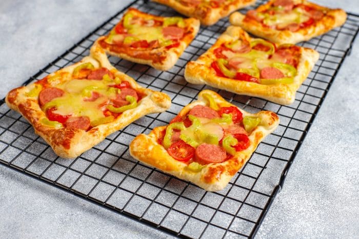 Mini pizza de pão de forma
